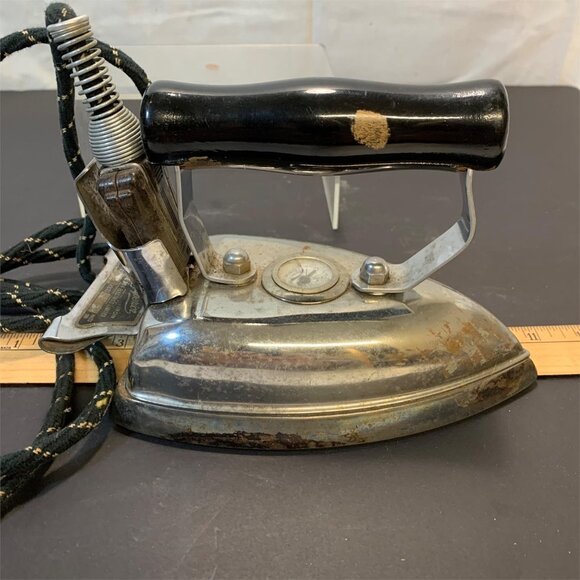 RARE HTF Antique - The ‘Superior’ Iron By Superior Electrics Ltd W/ Fabric Dial - Picture 1 of 6